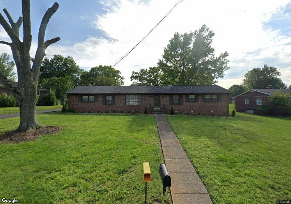 501 Shadow Dr, Shelbyville, TN 37160 - photo 1