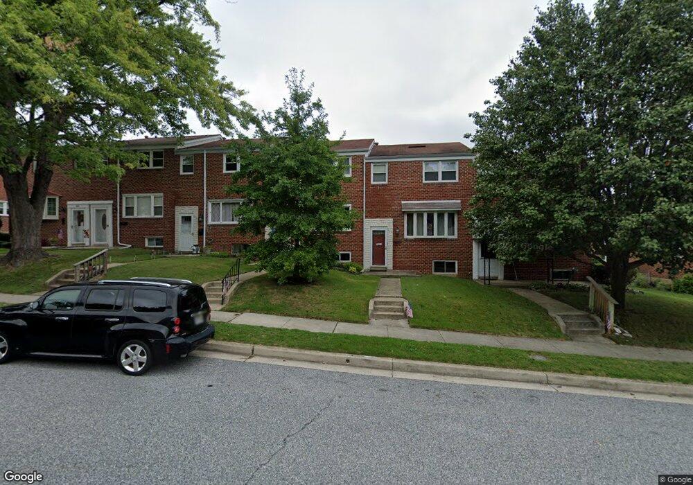 974 Circle Dr, Halethorpe, MD 21227 - photo 1