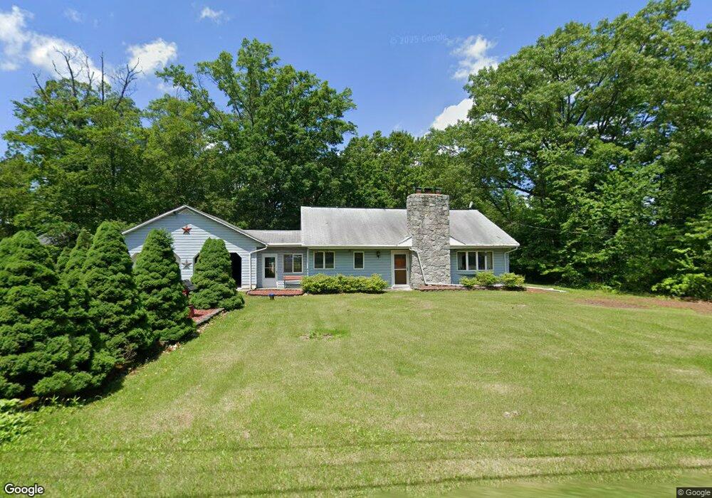 2202 Hendricks Rd, Pennsburg, PA 18073 - photo 1