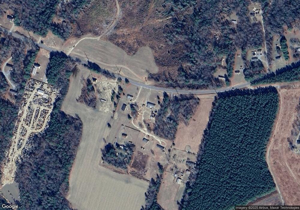 808 Howerton Rd, Dunnsville, VA 22454 - photo 1