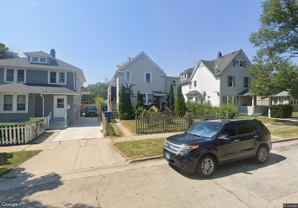 18 S Maple Ave, Waukegan, IL 60085 - photo 1