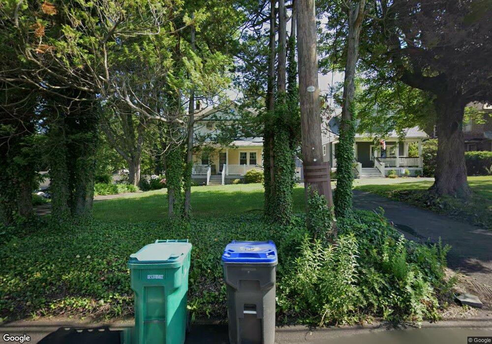 589 E Butler Ave, Doylestown, PA 18901 - photo 1