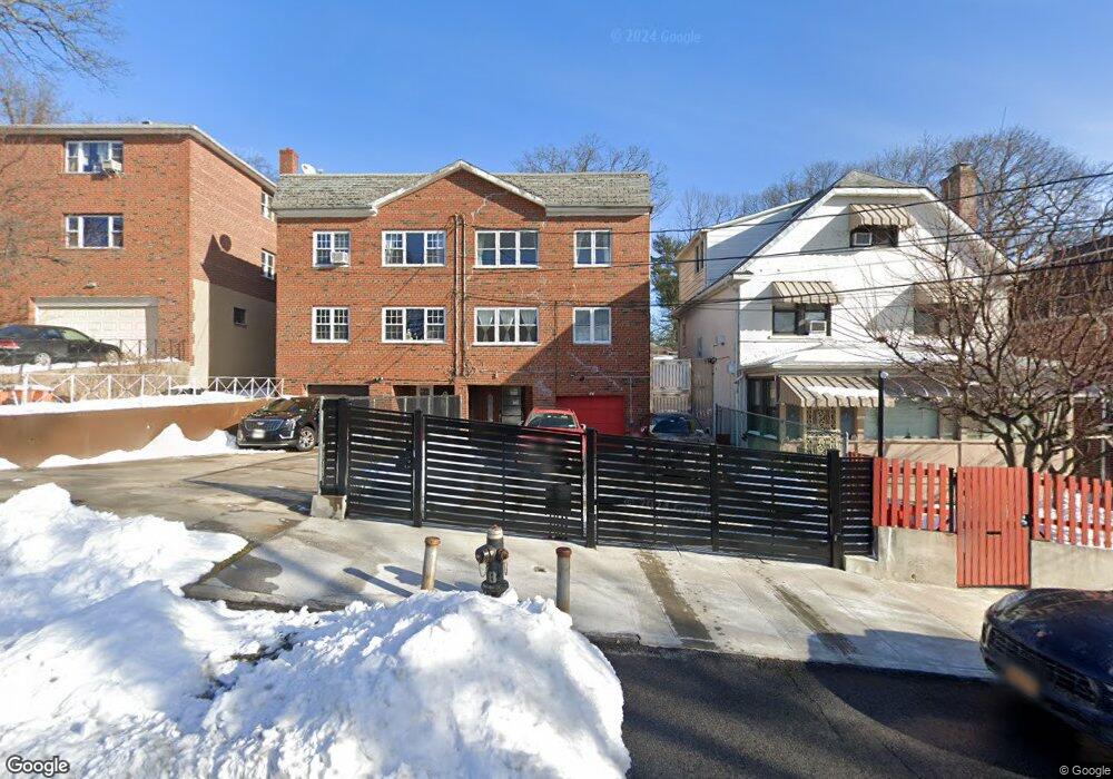 6208 Tyndall Ave unit 2 Flr, Bronx, NY 10471 - photo 1