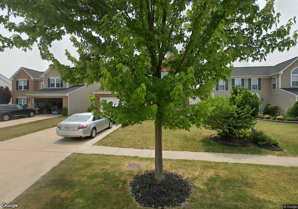 179 Stonepointe Dr, Berea, OH 44017 - photo 1