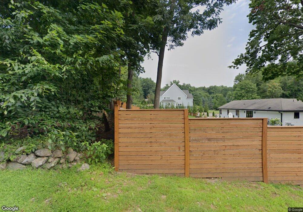 252 Fillow St, Norwalk, CT 06850 - photo 1