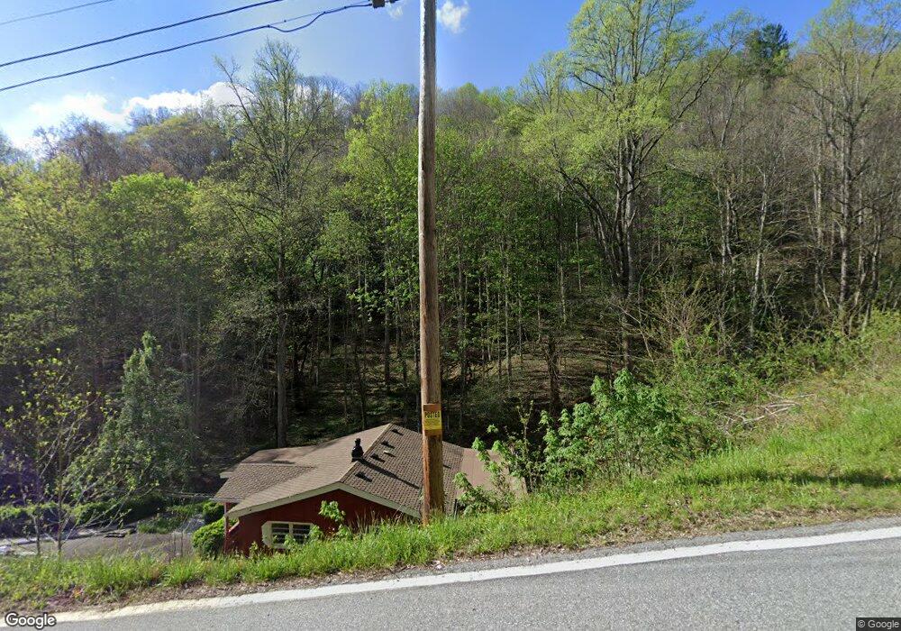 3093 Little Creek Rd, Burnsville, NC 28714 - photo 1