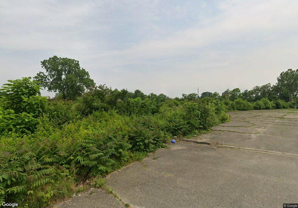 24 Saint Charles St, Anderson, IN 46016 - photo 1