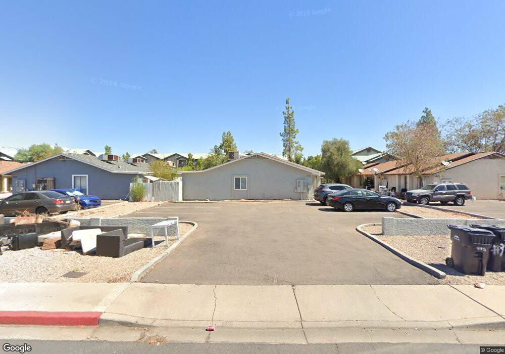 2826 E Capri Cir unit 1, Mesa, AZ 85204 - photo 1