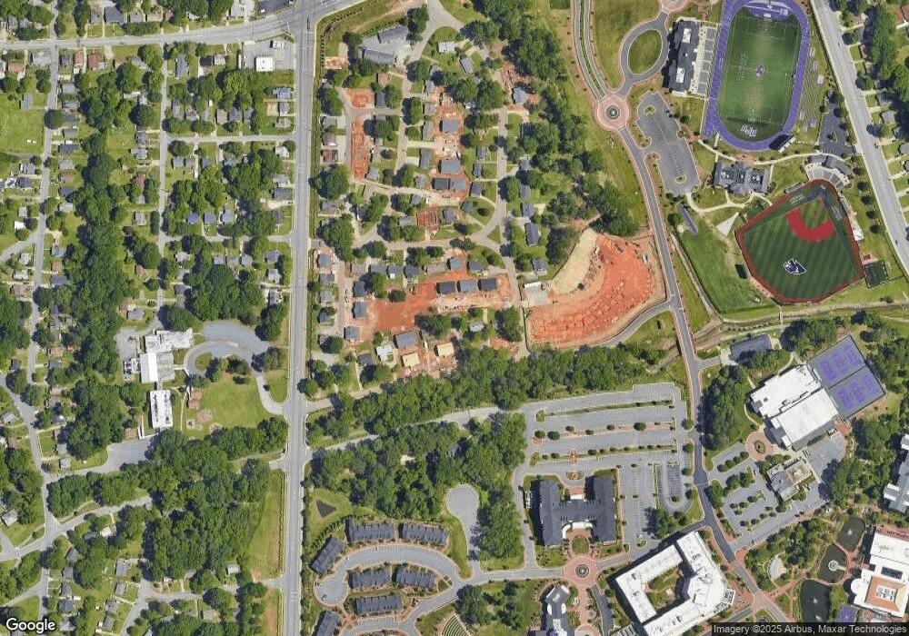 813 E Farriss Ave, High Point, NC 27262 - photo 1