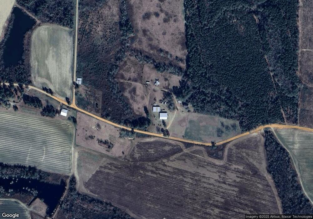 662 Pembrook Rd, Wray, GA 31798 - photo 1