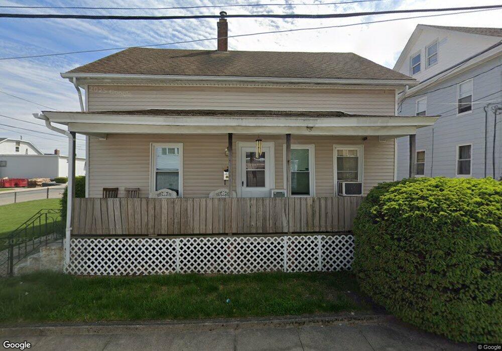 26 Weaver St, West Warwick, RI 02893 - photo 1