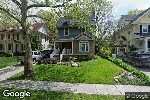 107 7th St, Riverton, NJ 08077