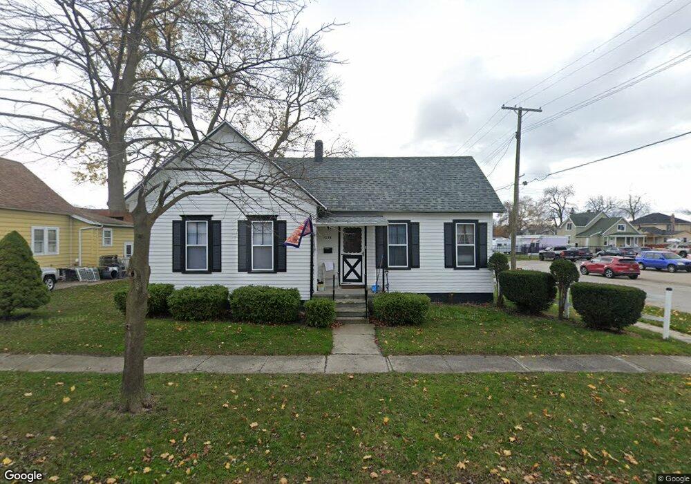 1100 White St, Port Huron, MI 48060 - photo 1