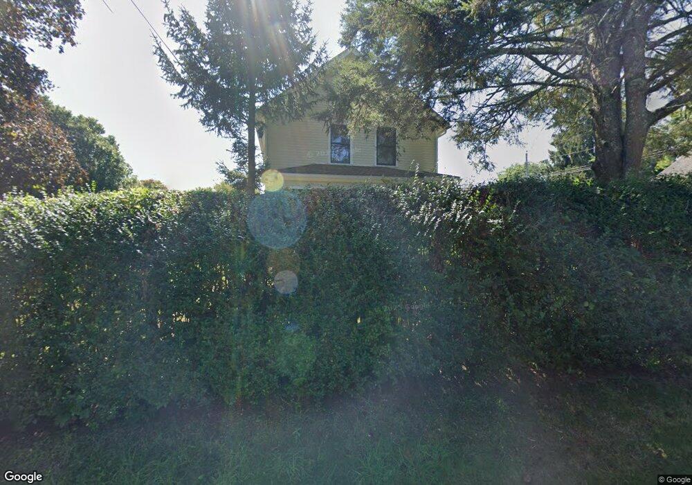 72 Mistuxet Ave, Mystic, CT 06355 - photo 1