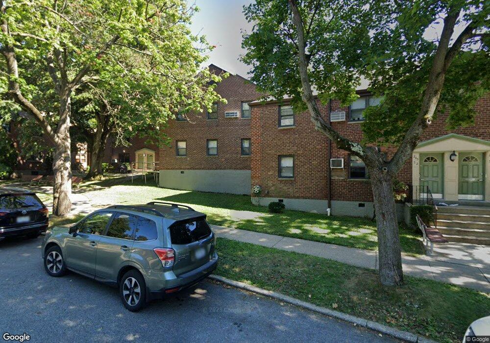 245-56 62 Ave unit A, Douglaston, NY 11362 - photo 1