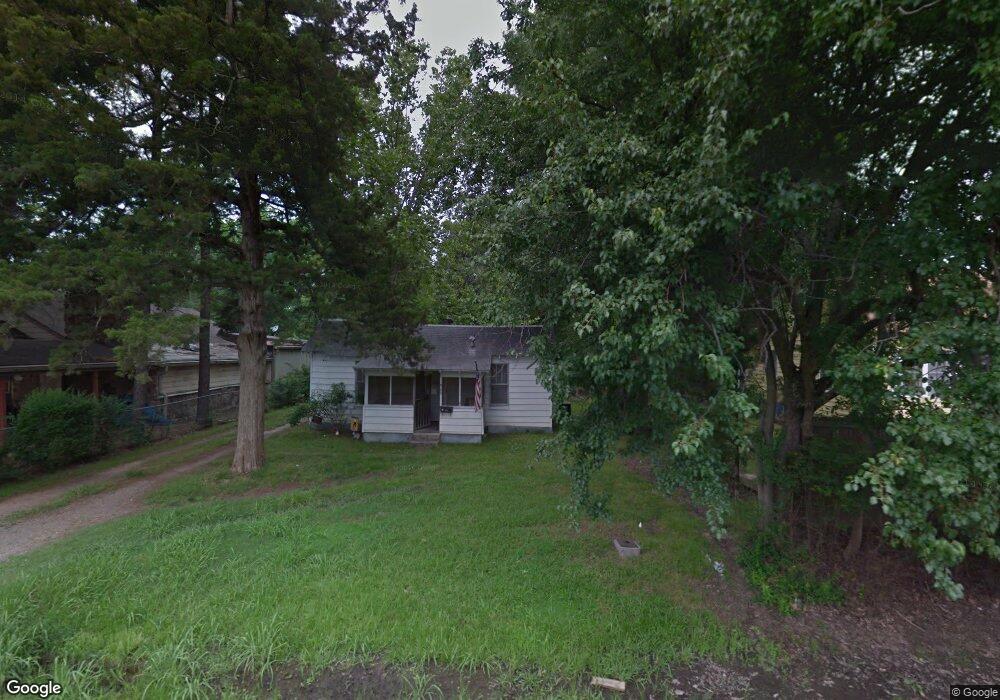 909 E 9th St, Stuttgart, AR 72160 - photo 1