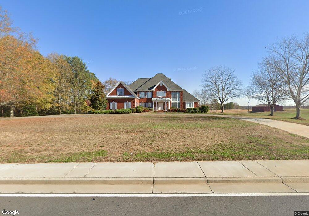 6651 Spout Springs Rd, Flowery Branch, GA 30542 - photo 1