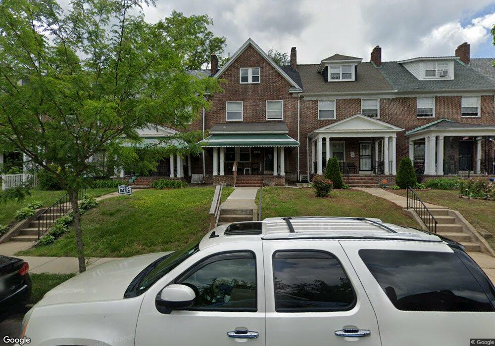 616 Wildwood Pkwy, Baltimore, MD 21229 - photo 1