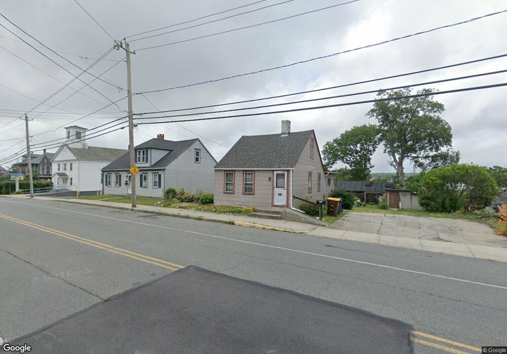 3562 N Main St, Fall River, MA 02720 - photo 1