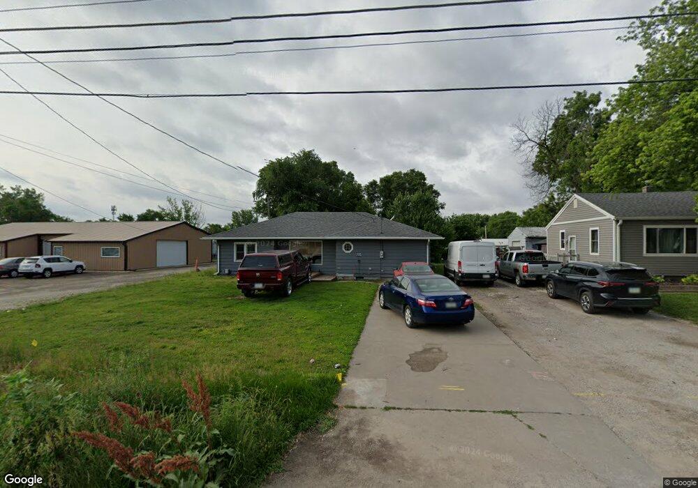 10 NW 46th Ave, Des Moines, IA 50313 - photo 1