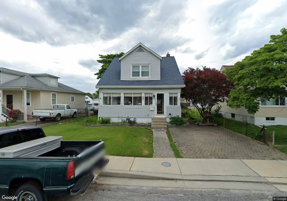 606 Franklin Ave, Essex, MD 21221 - photo 1