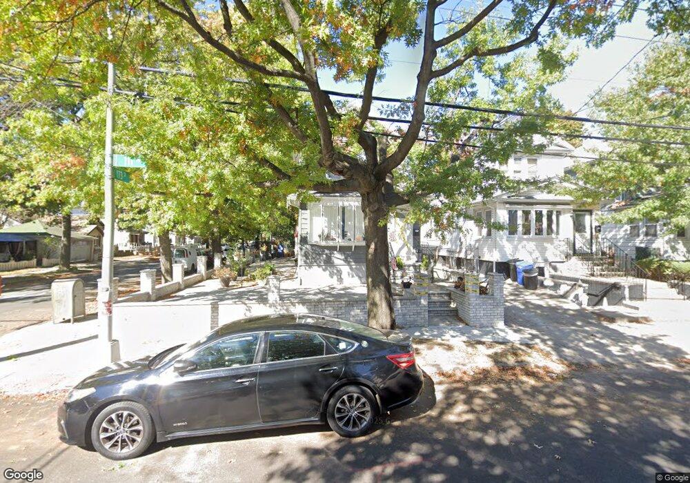 17301 111th Ave, Jamaica, NY 11433 - photo 1