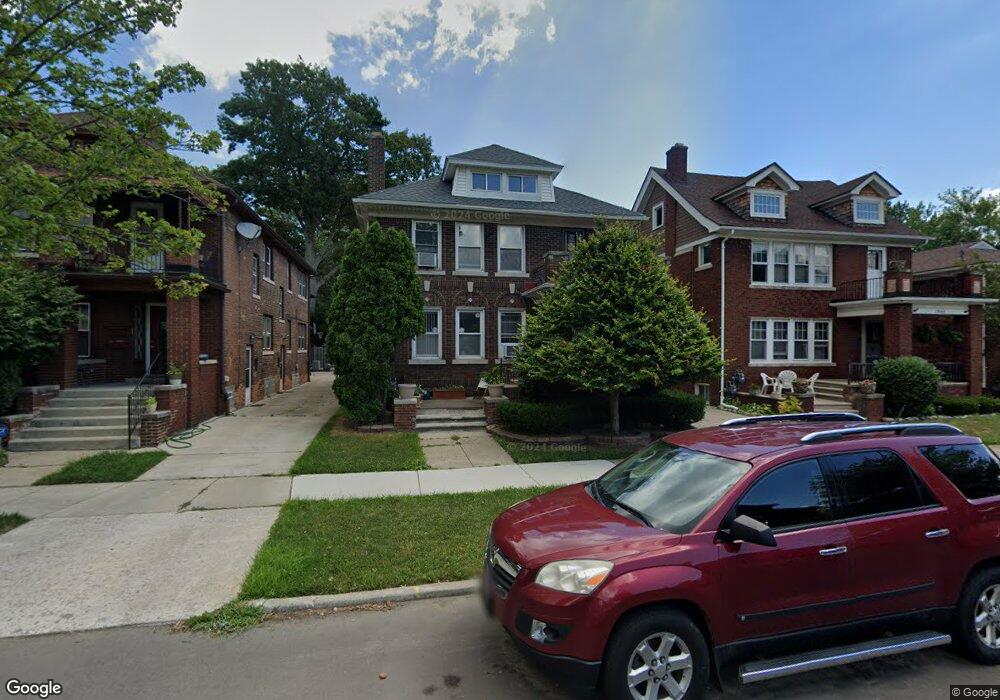 1344 Somerset Ave, Grosse Pointe Park, MI 48230 - photo 1