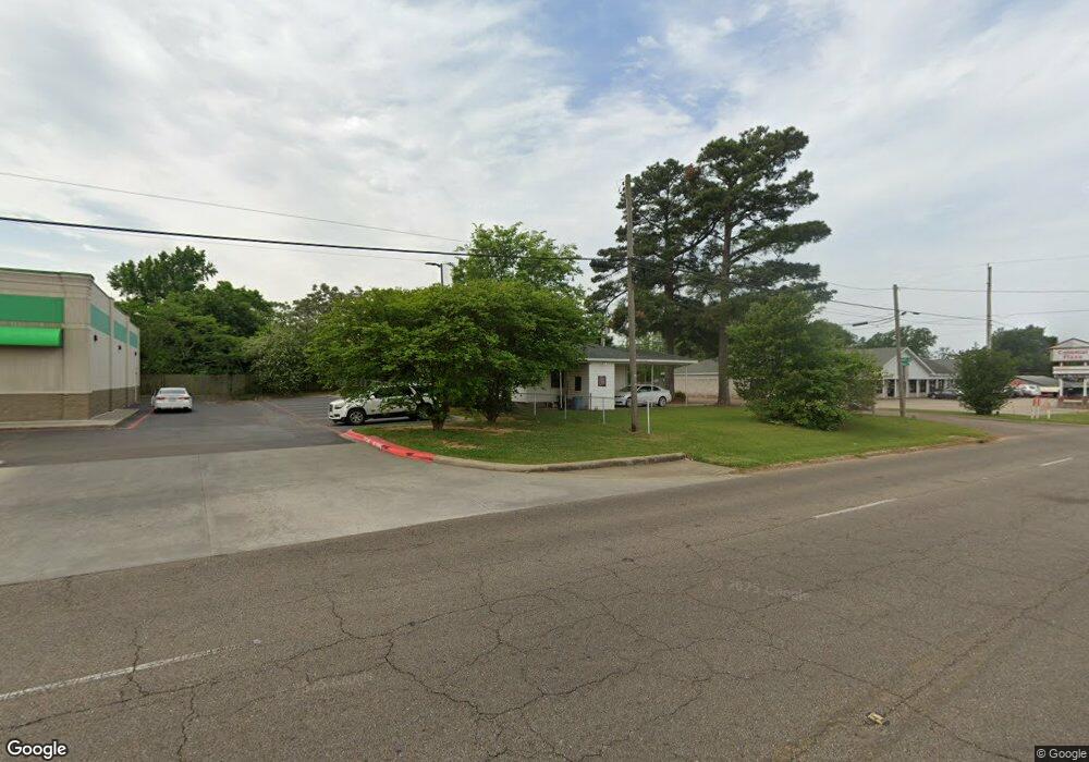 402 Arkansas Blvd, Texarkana, AR 71854 - photo 1