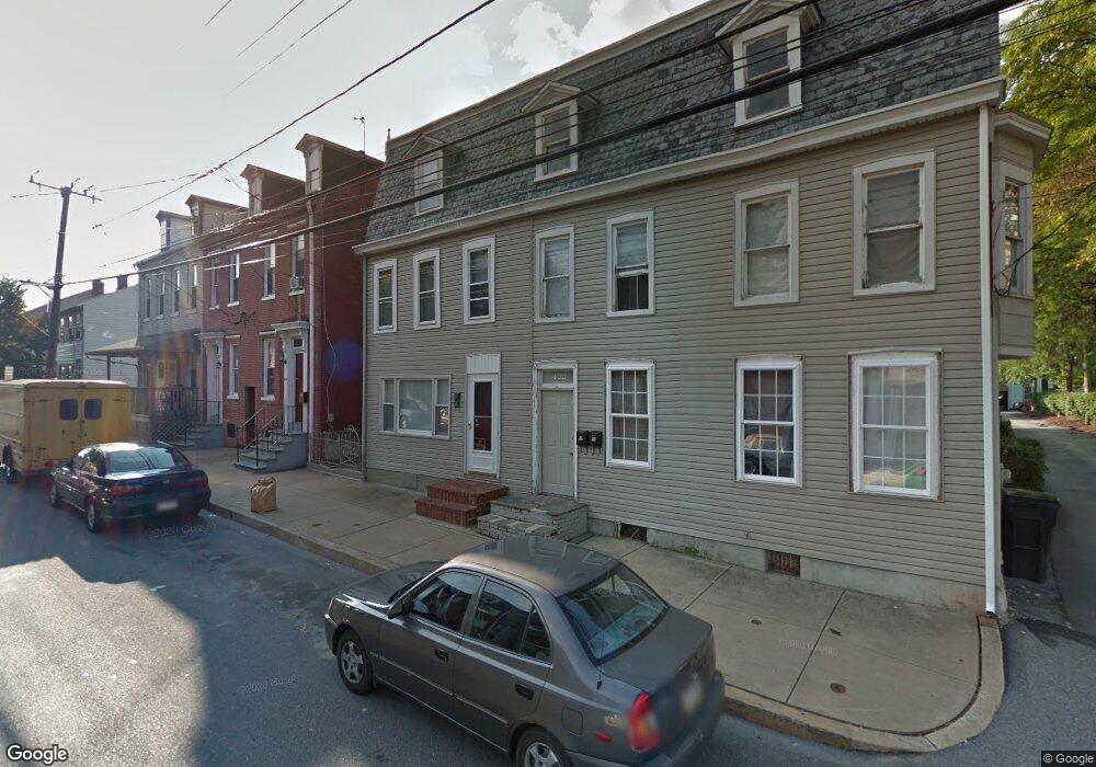 422 Union St, Columbia, PA 17512 - photo 1