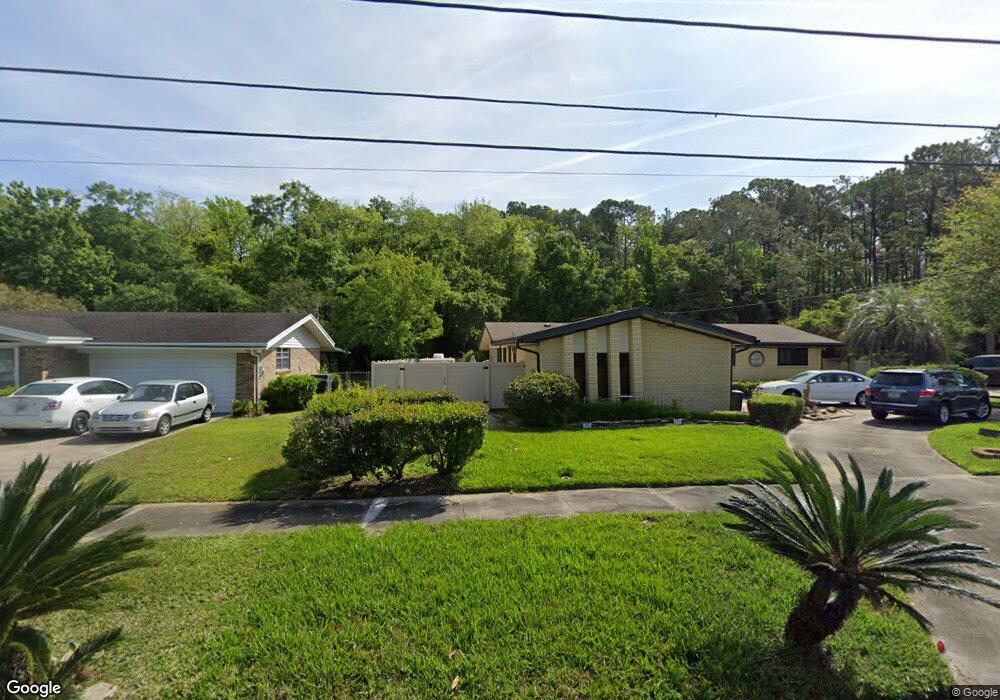 1121 Jamaica Rd E, Jacksonville, FL 32216 - photo 1