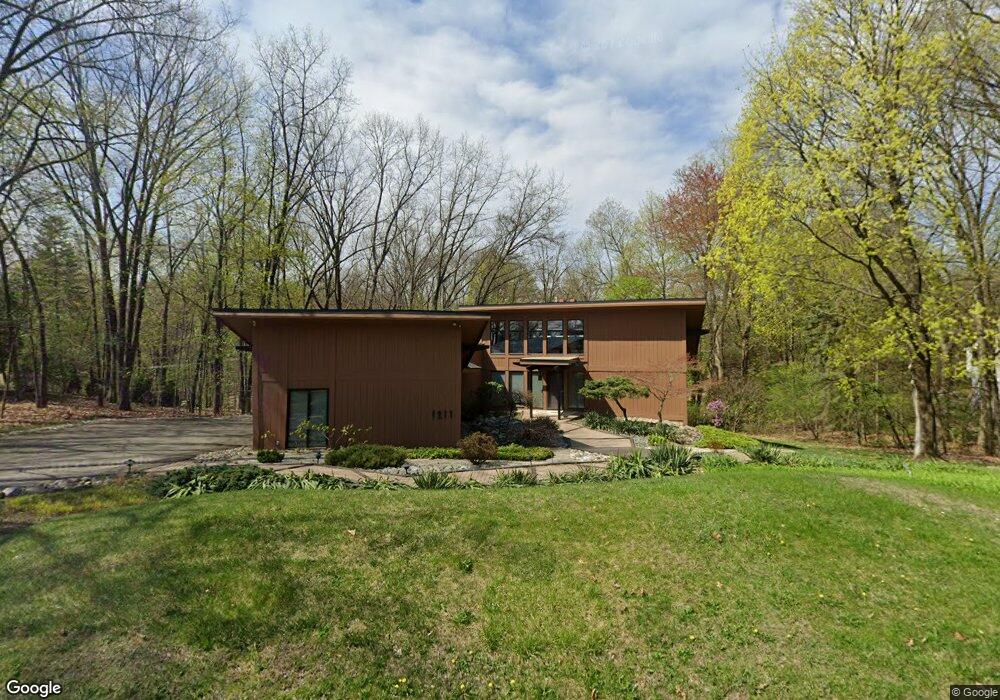 1211 Kensington Rd, Bloomfield Hills, MI 48304 - photo 1