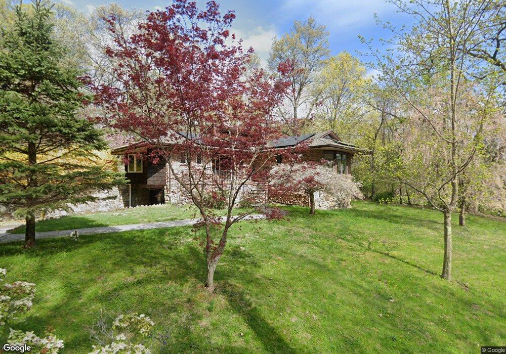 32 Woodybrook Ln, Croton On Hudson, NY 10520 - photo 1