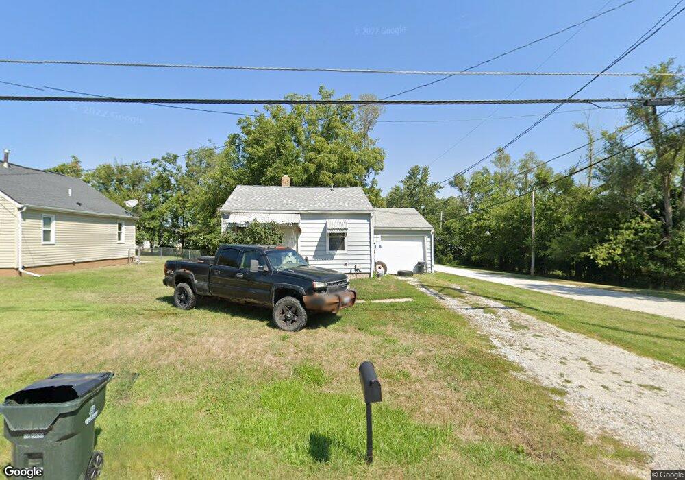 3918 Crestwood Dr NW, Cedar Rapids, IA 52405 - photo 1