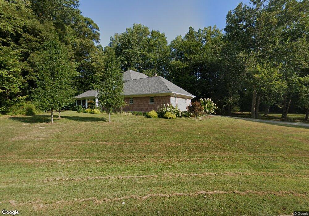 8252 Woodland Creek Dr W, Columbus, IN 47201 - photo 1