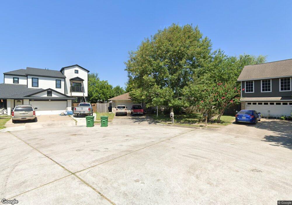 9407 Coast Bridge St, Houston, TX 77075 - photo 1