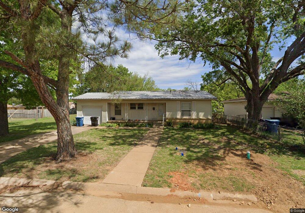 1731 W Johnson St, Denison, TX 75020 - photo 1