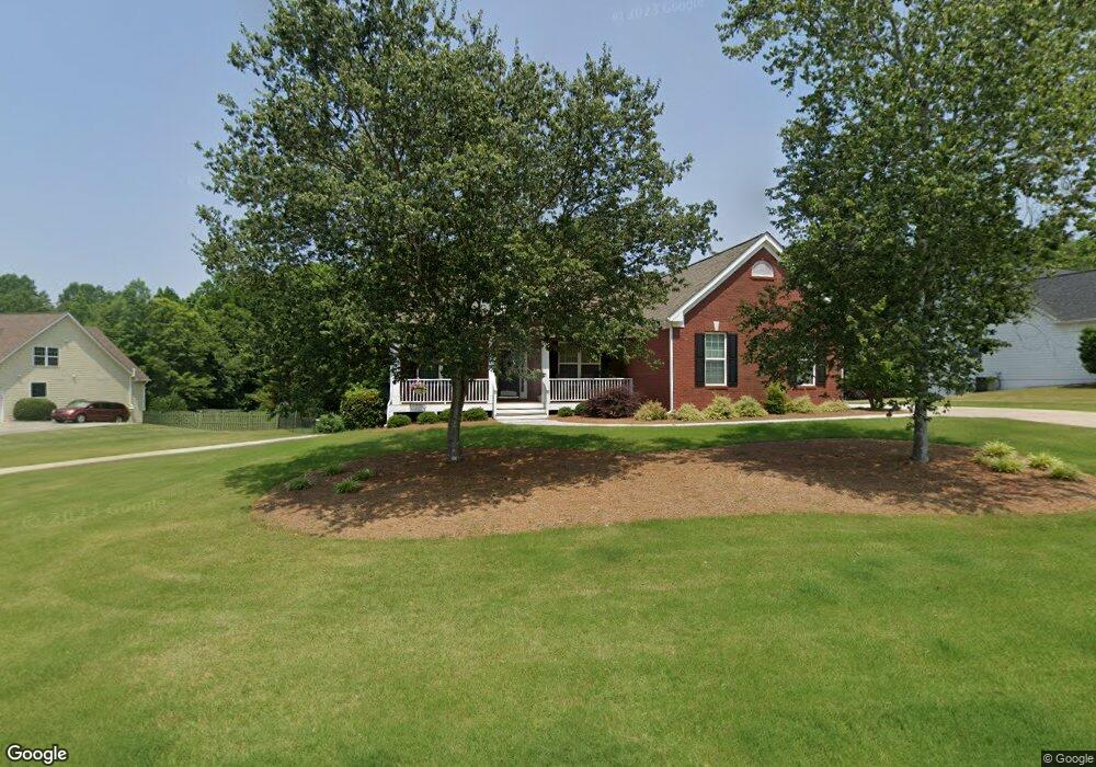 362 Prestwick Dr, Hoschton, GA 30548 - photo 1