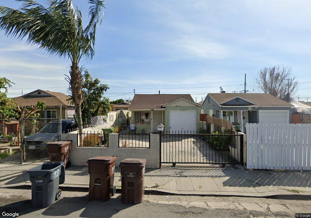 726 W Cressey St, Compton, CA 90222 - photo 1