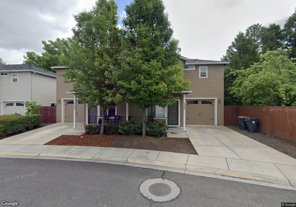 548 Gray Ct, Central Point, OR 97502 - photo 1