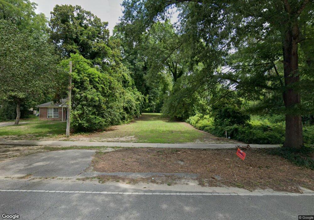 814 Chesnut St, Camden, SC 29020 - photo 1