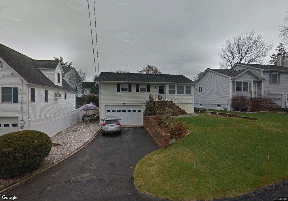 6 Tulip St, Cos Cob, CT 06807 - photo 1