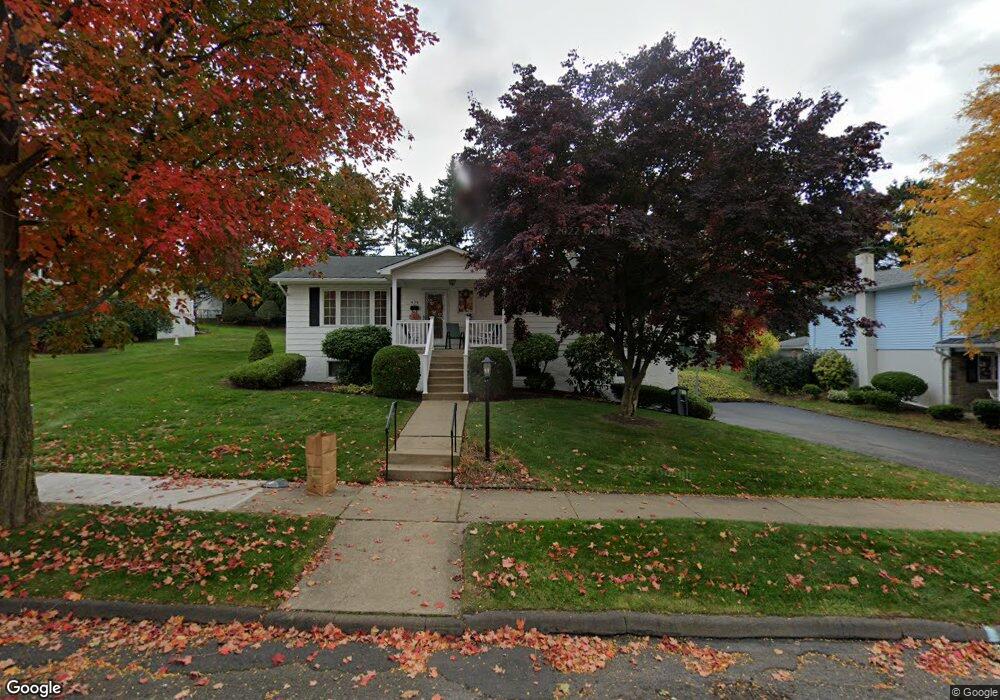 436 Shirley Ln, Dunmore, PA 18512 - photo 1