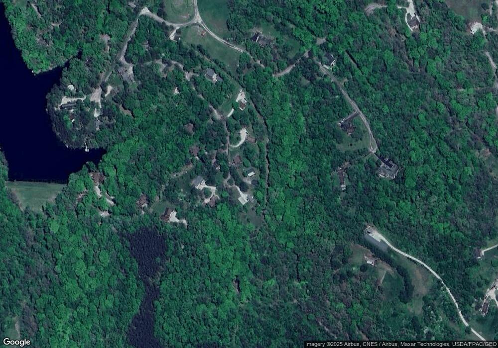 214 Nez Perce Ln, Hide A Way Hills, OH 43107 - photo 1