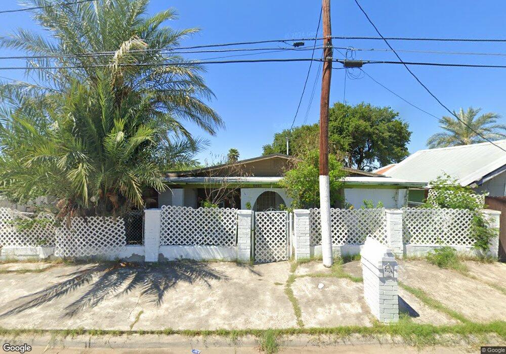 2214 Sanders Ave, Laredo, TX 78040 - photo 1