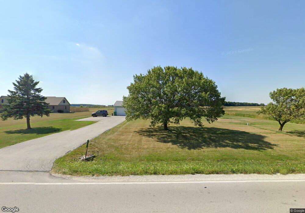 19491 Pemberville Rd, Pemberville, OH 43450 - photo 1