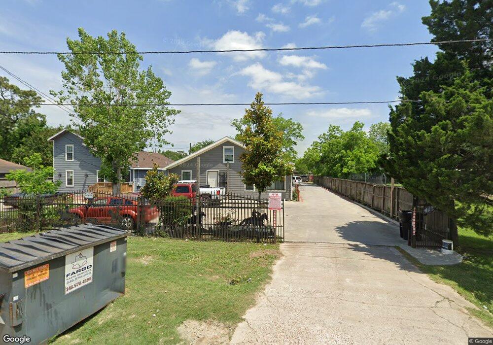 2013 Eubanks St unit 7, Houston, TX 77093 - photo 1