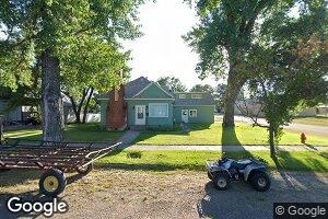 490 N 13th Ave, Forsyth, MT 59327