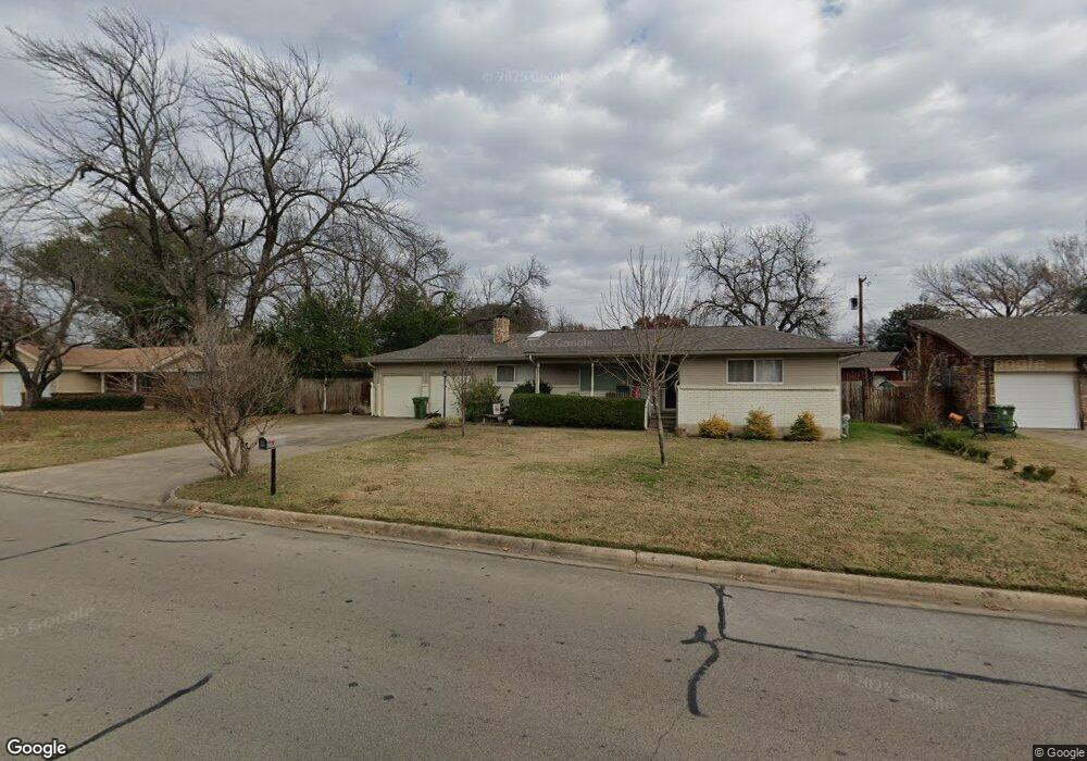 1116 Hurstview Dr, Hurst, TX 76053 - photo 1