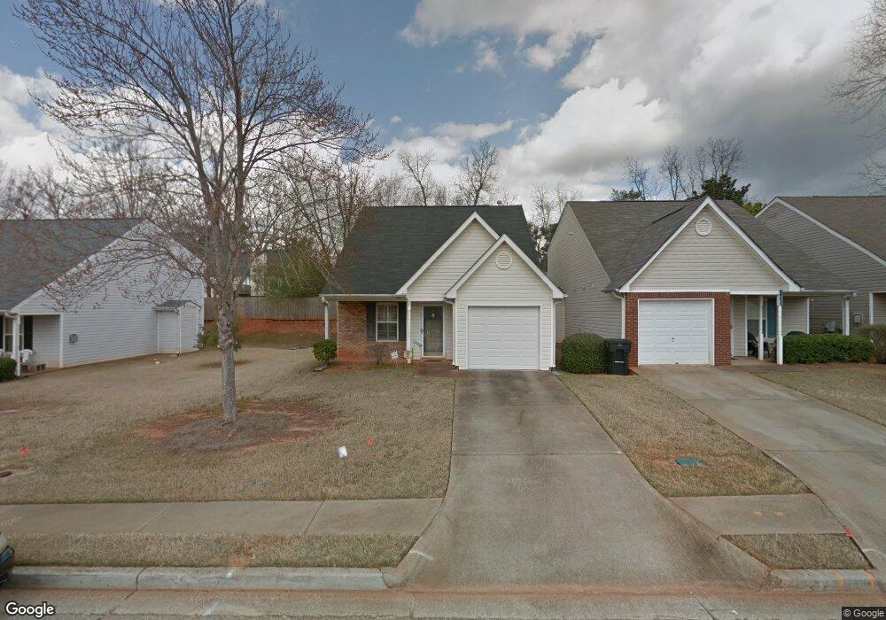 105 Lakeside Cir, Covington, GA 30016 - photo 1