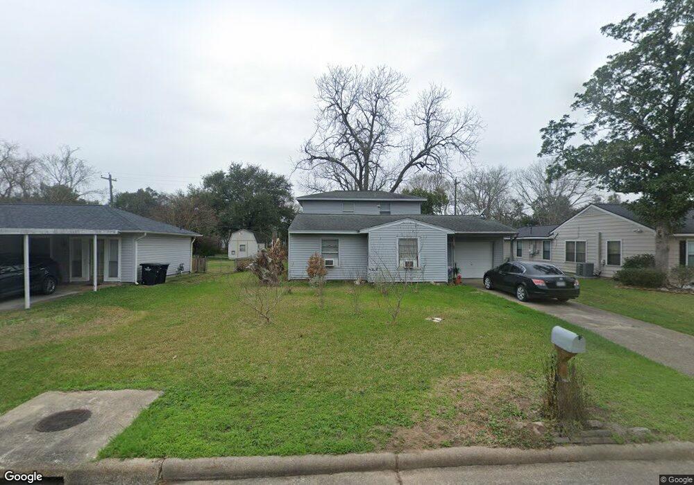 712 Dezso Dr, Alvin, TX 77511 - photo 1